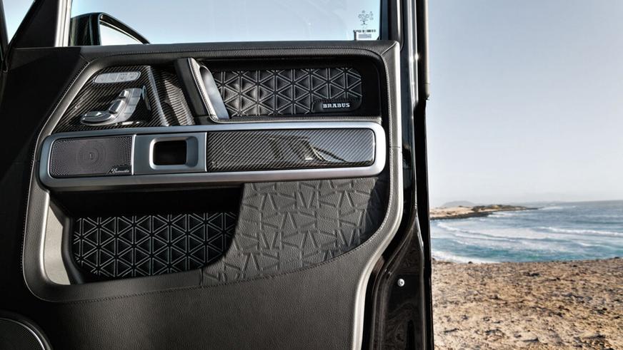 Brabus превратила &laquo;Гелендваген&raquo; в&nbsp;шестиколёсный пикап. Дважды