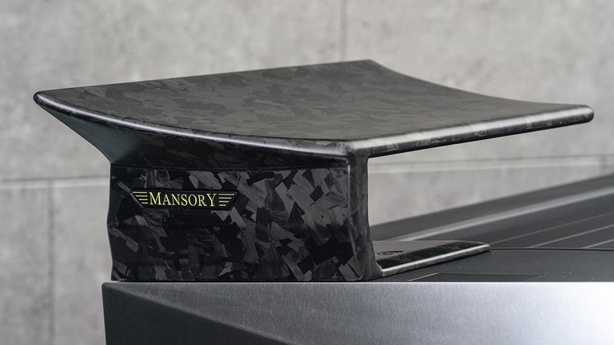 В Mansory создали экстравагантный бодикит для Tesla Cybertruck