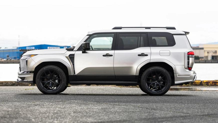 Японские тюнеры подготовили обвес для Lexus GX 550