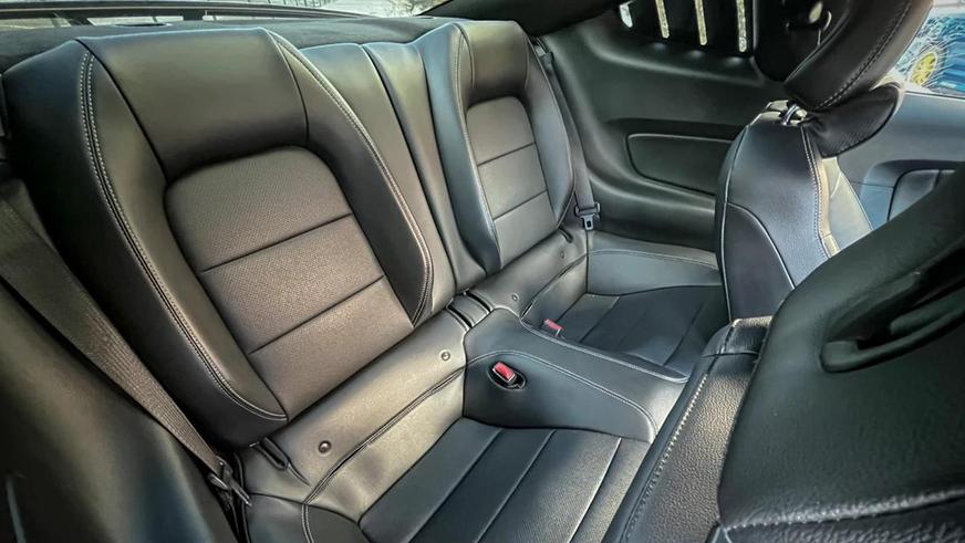 Американские купе с V8 в продаже на Kolesa.kz