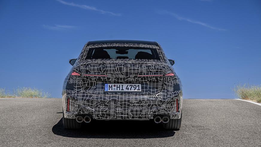 BMW рассказала о новой M350 xDrive с дрифт-режимом