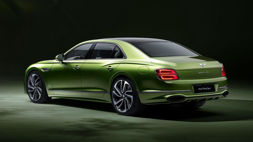 Седан Bentley Flying Spur стал мощным гибридом с V8