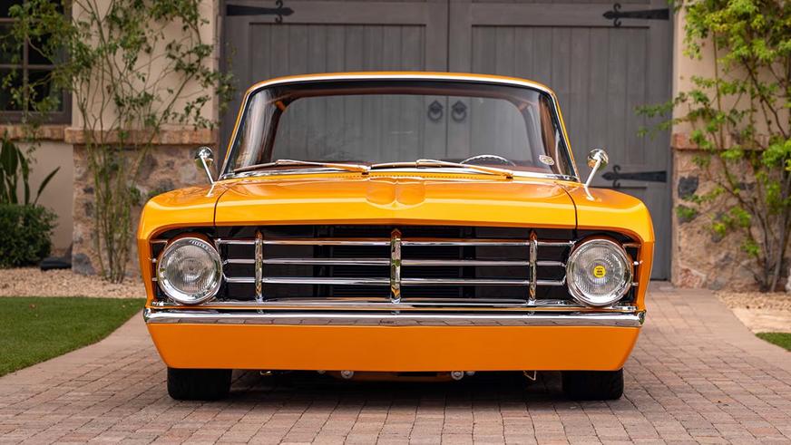 С молотка уйдёт пикап Ford с 10-литровым мотором и турбинами в кузове