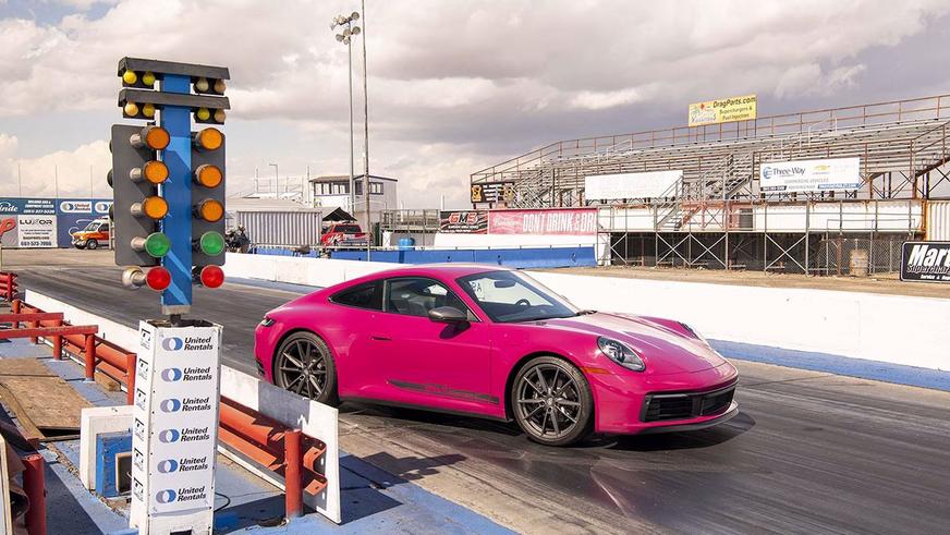 Гонка гружёного Cybertruck и Porsche 911: кто победит на самом деле?