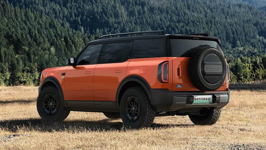 Ford Bronco стал кемпером в Китае