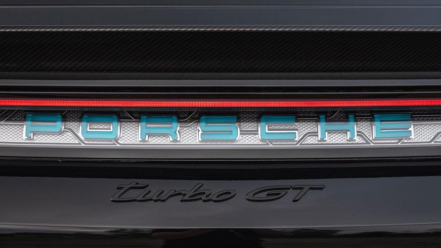 Porsche Taycan Turbo GT: менее 2 секунд до сотни