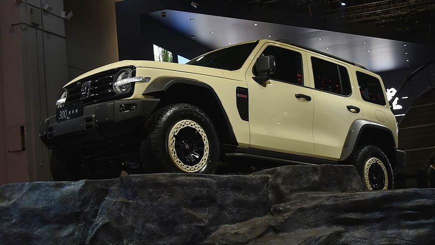 Экстремальный Tank 300 засекли на тестах