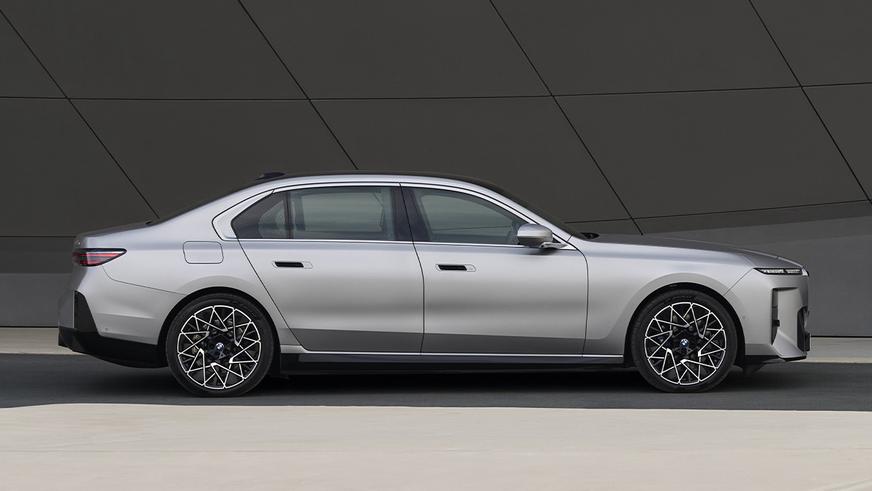 Обновился флагман BMW 7-й серии