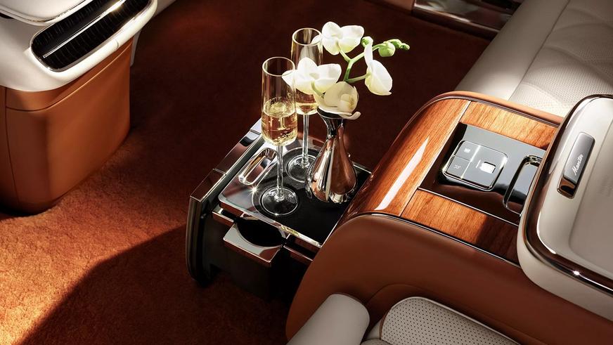 BMW и Porsche проиграли китайский премиум-рынок малоизвестному седану