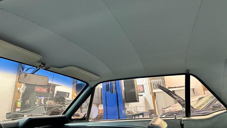 На торги выставили Ford Mustang, простоявший в гараже более 30 лет