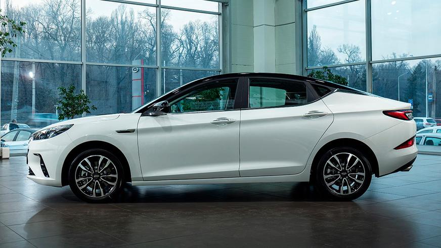 Авто до 8 млн тенге: что продают в автосалонах Казахстана?