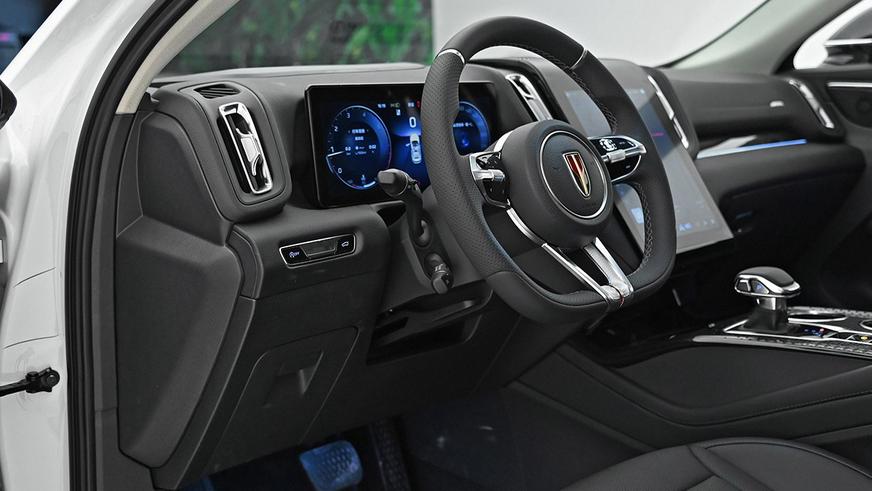 В&nbsp;Китае открылся приём заказов на&nbsp;самый доступный Hongqi