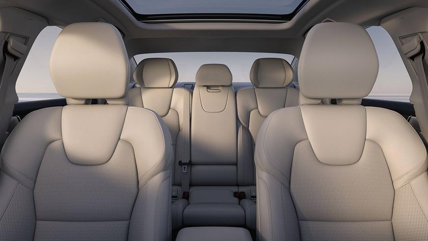 Volvo обновила седан S90