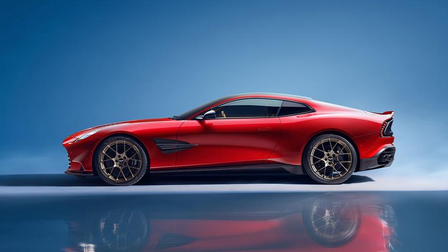 Новый флагман Aston Martin стал самым мощным в истории