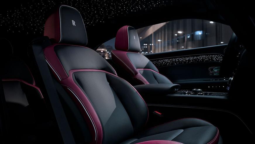 Самым мощным Rolls-Royce стал электрокар