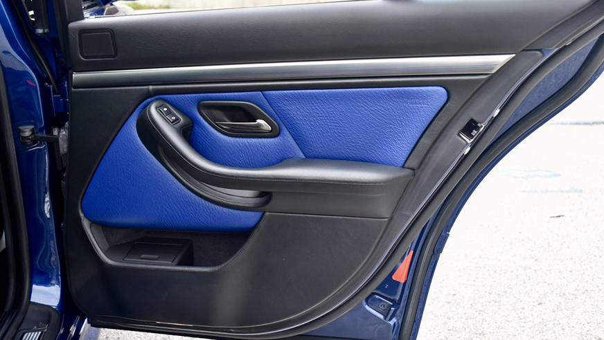 Редкая версия BMW M5 (E39) появилась в продаже в США