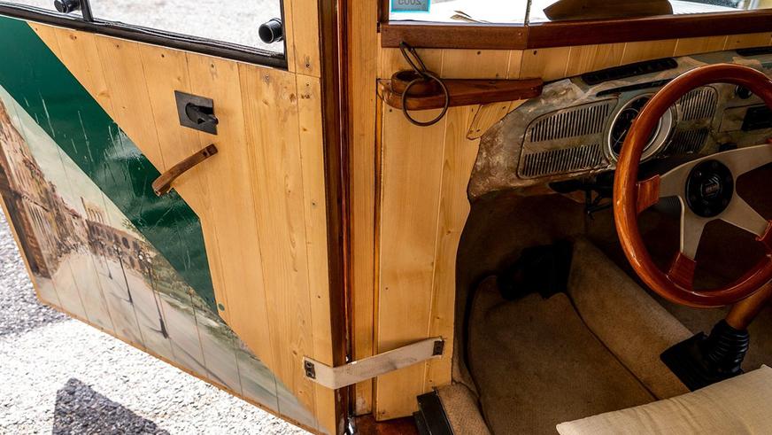 Избушка на жучьих ножках