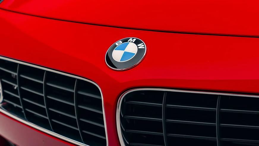 С молотка уйдёт очень редкий и практически новый Alpina Roadster V8