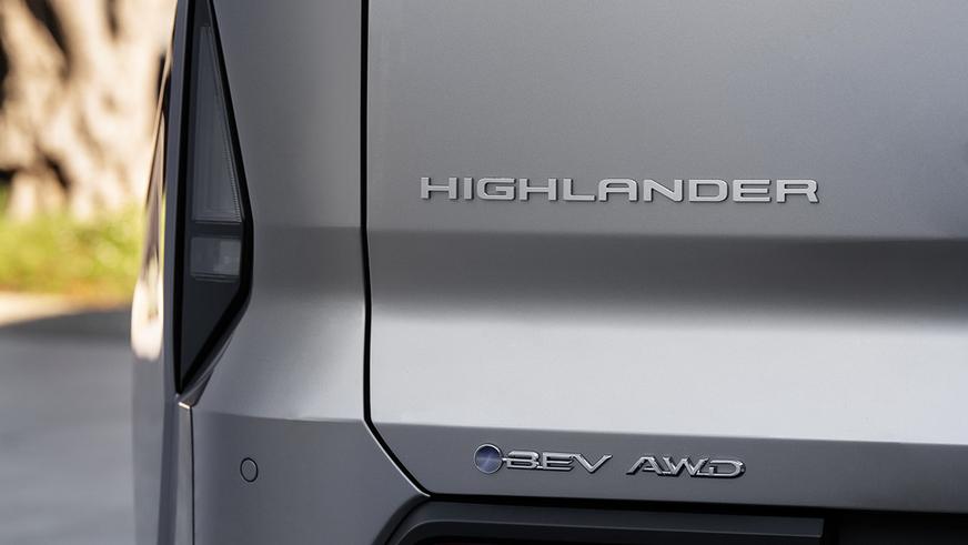 Toyota показала новый Highlander. Это электромобиль