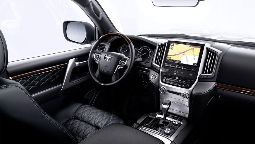 Toyota Land Cruiser 300. Первые впечатления