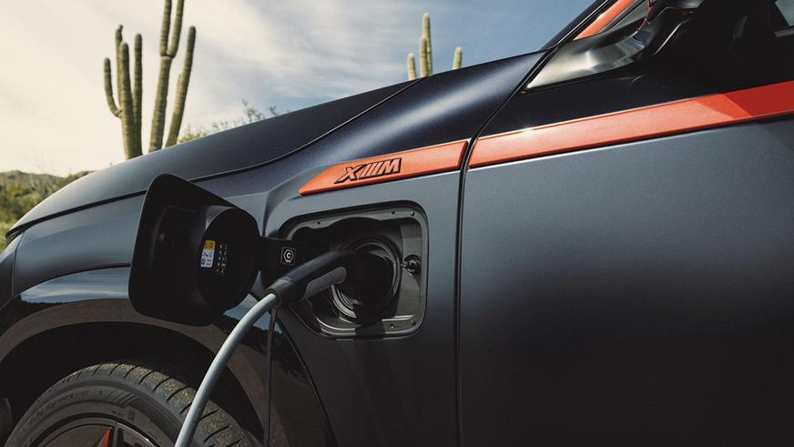 BMW XM Label Red стал самым мощным дорожным автомобилем марки