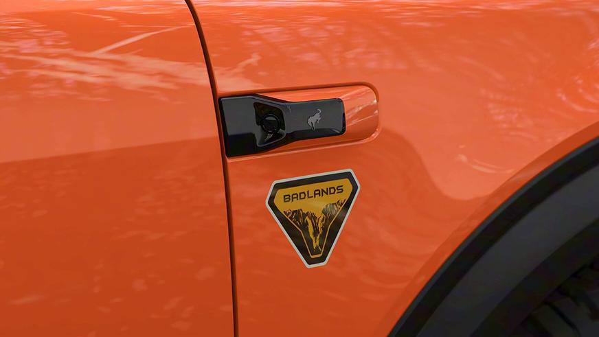 Ford Bronco стал кемпером в Китае