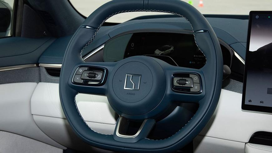 Обновлённый Zeekr 001 готовится к выходу на рынок