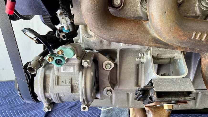 V10 от Вайпера, который собрали по ошибке, уйдёт с молотка