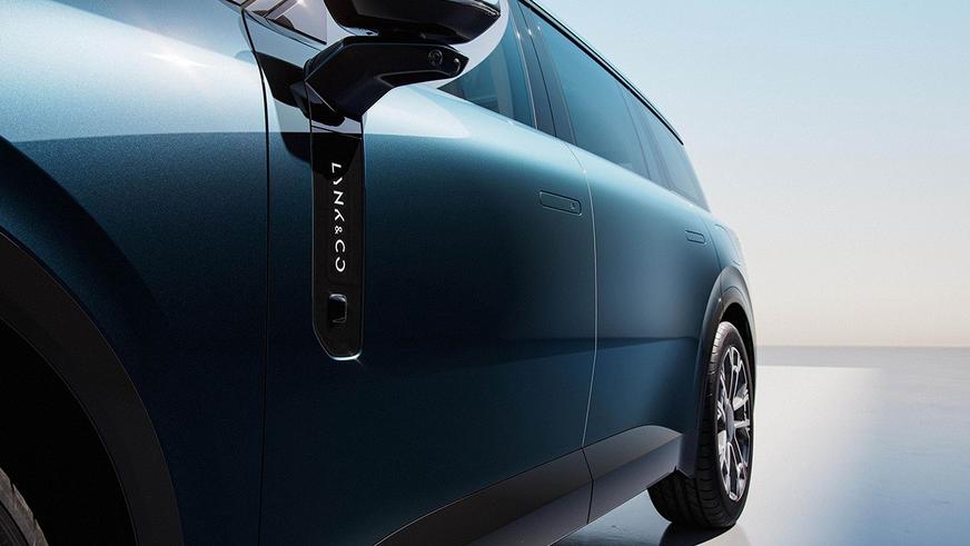 Названы цены на кроссовер Lynk&Co 900 в Китае