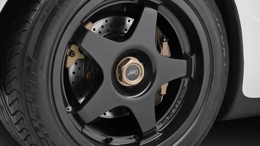 McLaren F1 из коллекции султана Брунея стал самым дорогим в мире