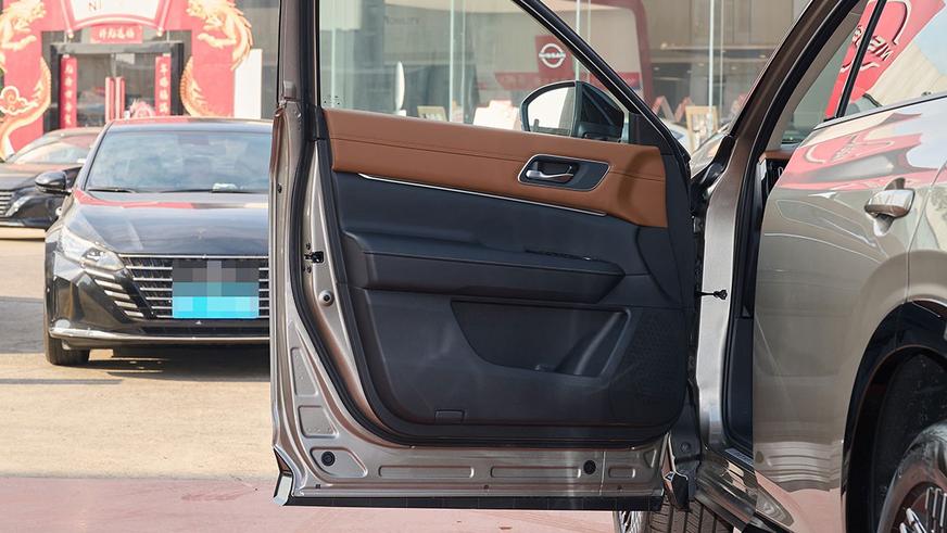 nissan-pathfinder-china-28
