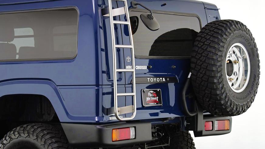 Редчайший Toyota Mega Cruiser не вызвал ажиотажа на аукционе