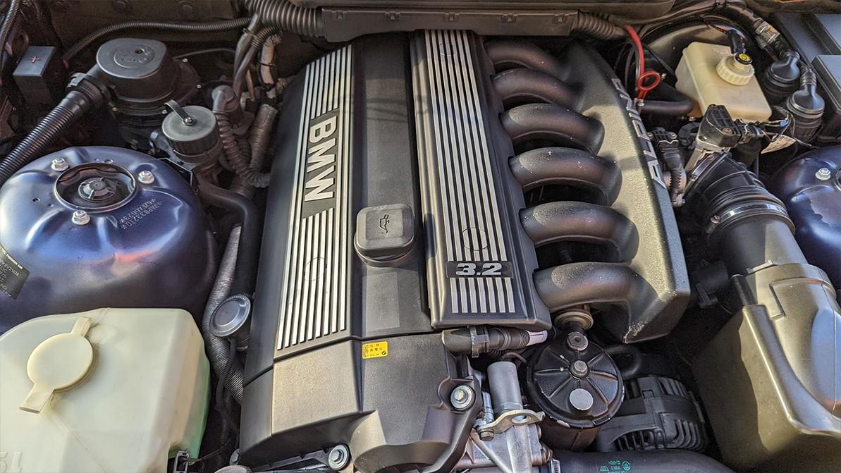 Редкий универсал BMW E36 пустят с молотка