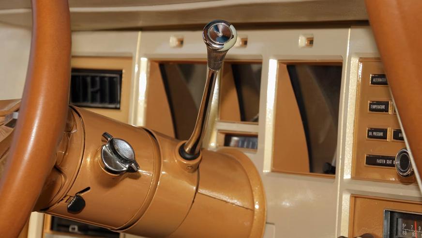 С молотка уйдёт старый Continental в образе Bugazzi Mark IV