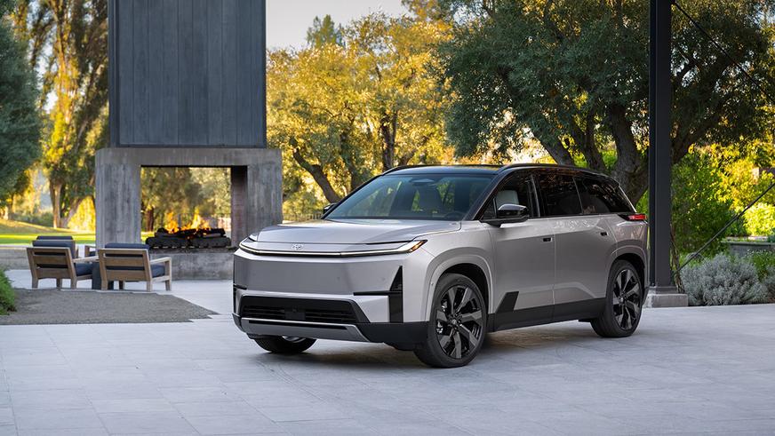 Toyota показала новый Highlander. Это электромобиль