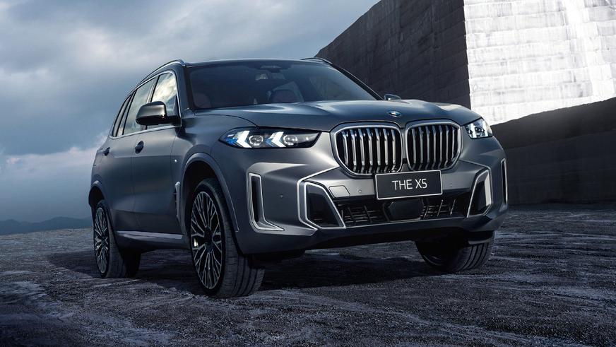 BMW спешно обновила длиннобазный X5 для Китая