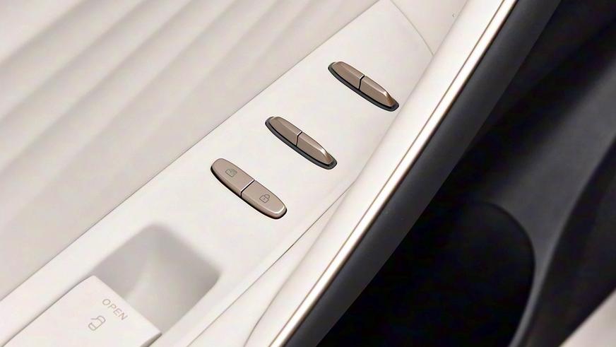 Новый гибридный седан Nissan&nbsp;N6 оказался в&nbsp;КНР неожиданно доступным