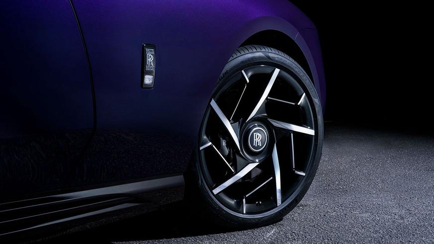Самым мощным Rolls-Royce стал электрокар