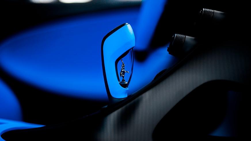 Bugatti показала первые товарные W16 Mistral по 5 миллионов долларов