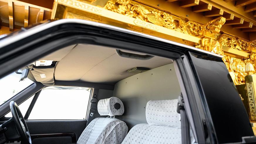 Необычный катафалк продали на торгах в США