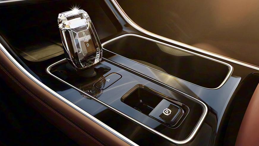 Рассекречен салон нового Geely Emgrand