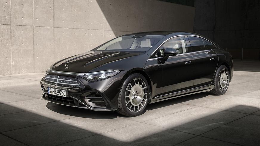 Mercedes-Benz EQS обновился и получил штурвал