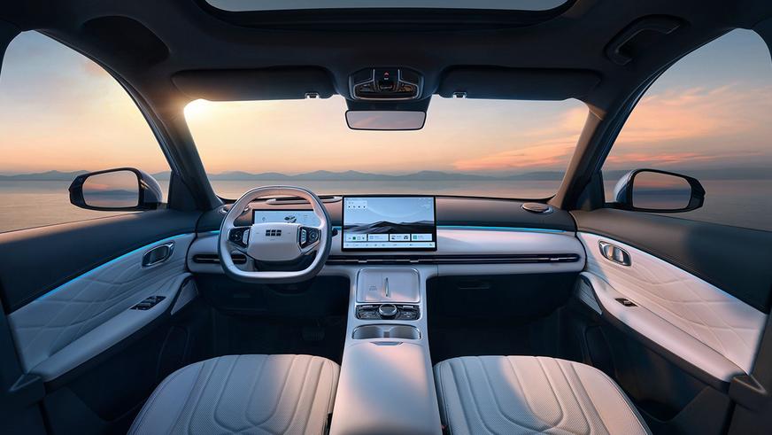 Гибридный Geely EX5 будут выпускать в Казахстане