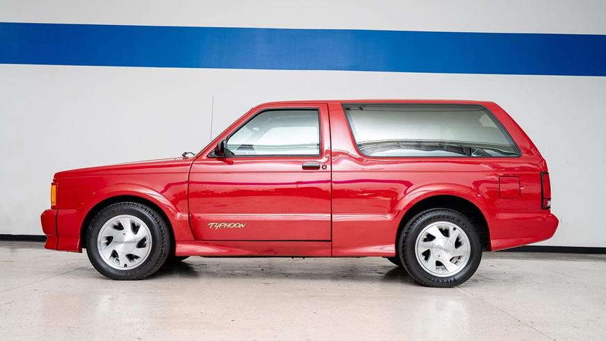 GMC Typhoon из 1990-х продали дороже Porsche Cayenne и Range Rover
