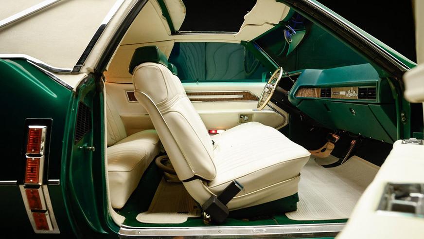 Сadillac Eldorado с рулём-эмблемой выставлен на продажу в США