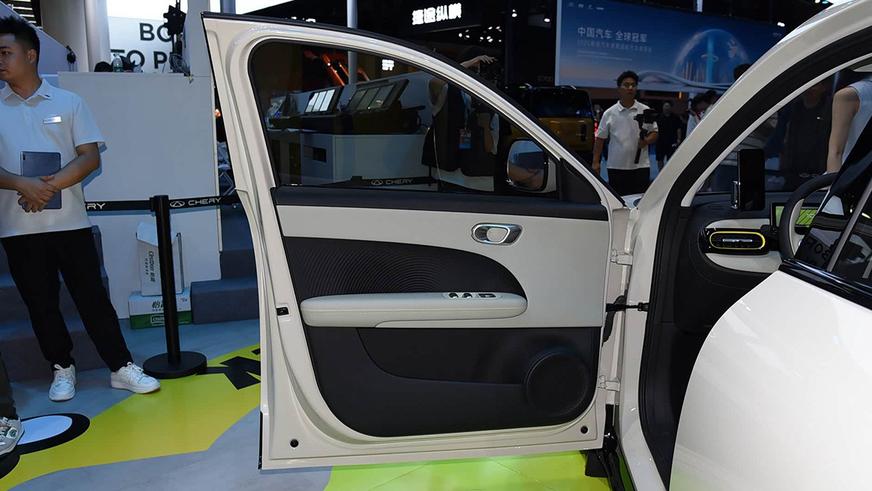 У Chery появился большой QQ — это недорогой электрокар