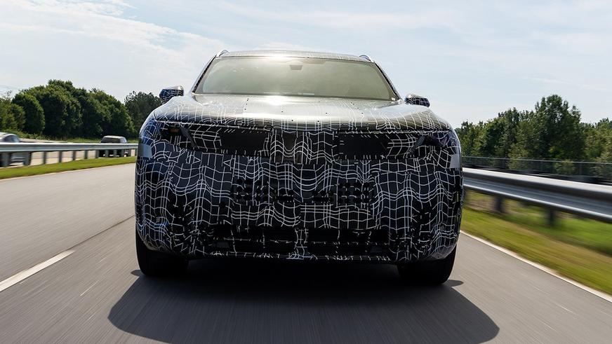BMW раскрыла подробности о новом X5