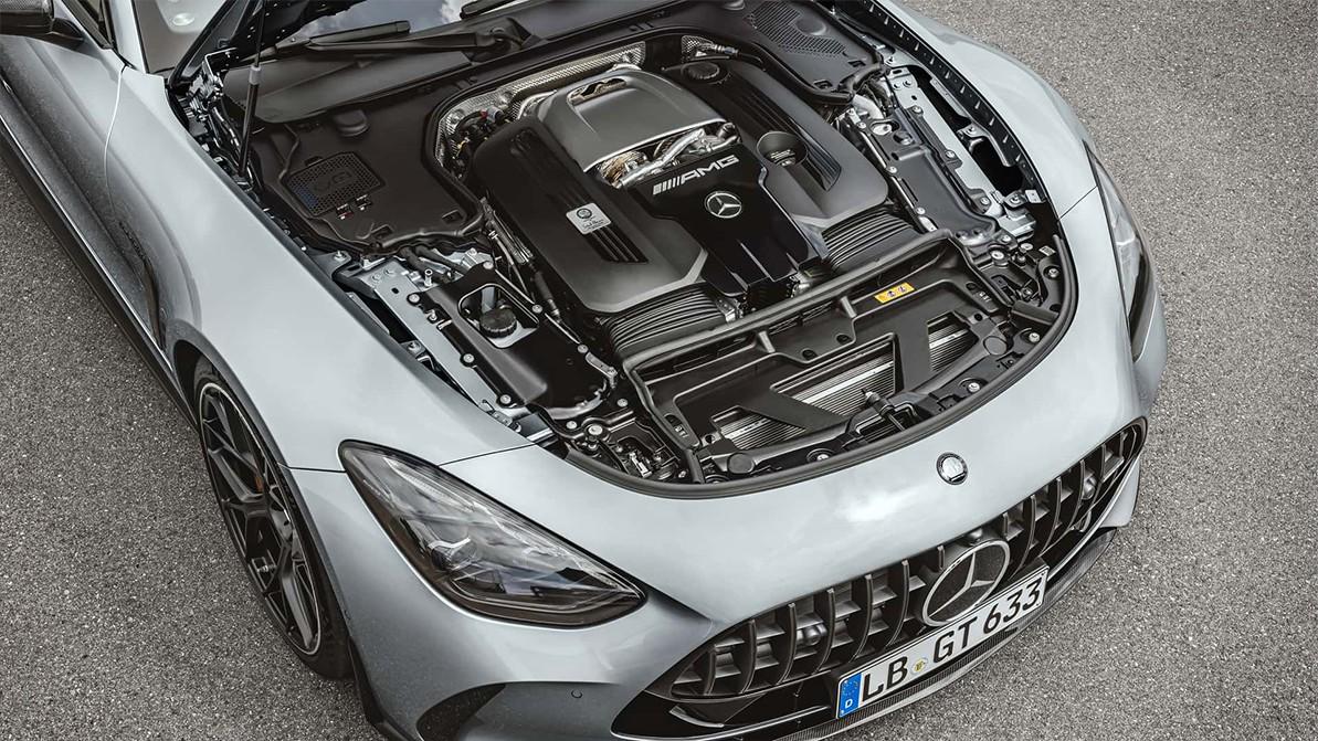 Представлено новое купе Mercedes-AMG GT