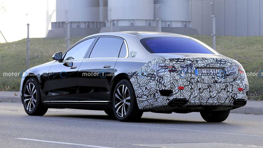 Новый Mercedes-Maybach S-Class покажут 19 ноября