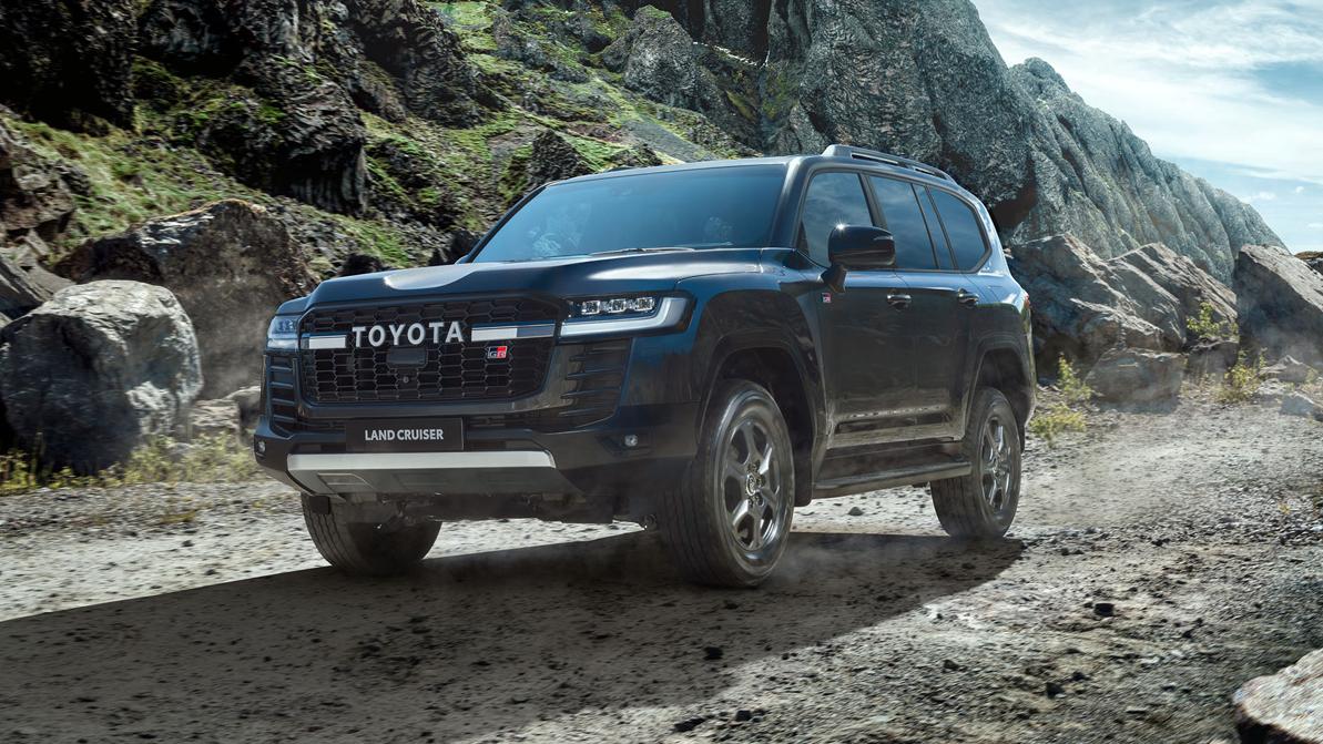 Сколько стоит Land Cruiser 300 GR Sport в Казахстане?